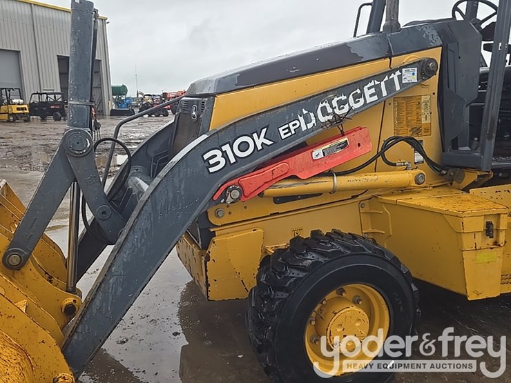 2014-deere-310k-ep-image-16