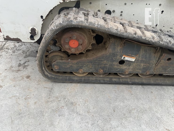 2009-bobcat-t190-image-10