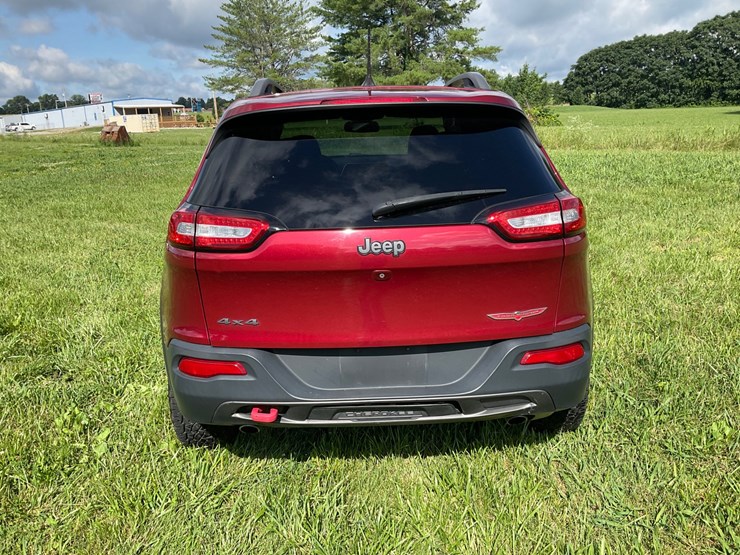 2017-jeep-cherokee-image-3