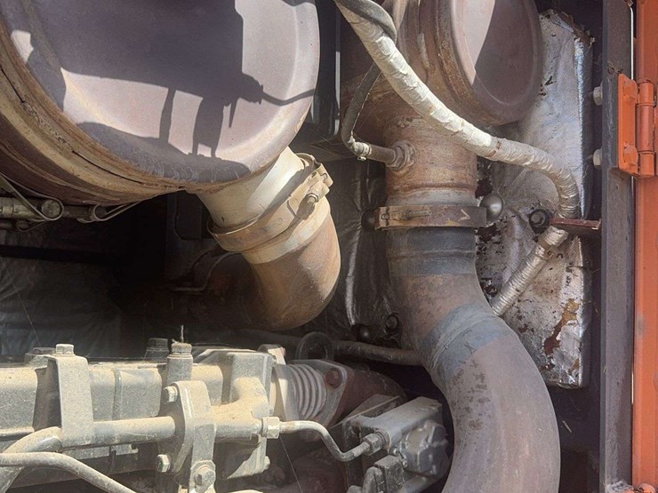 2021-doosan-dl220-5-image-54