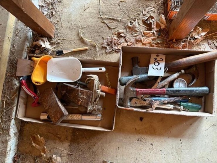 hammers,-vice-grips,-&-other-image-1