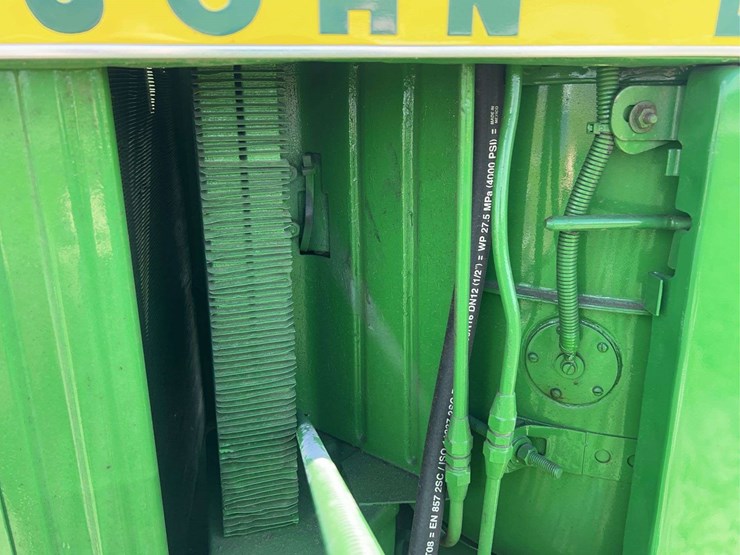 john-deere-4010-image-35