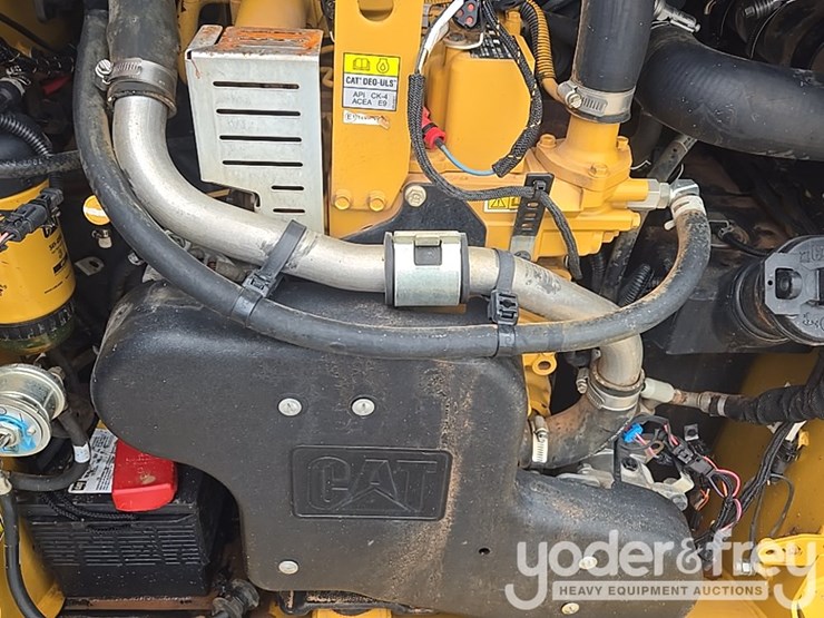 2022-caterpillar-259d3-image-33