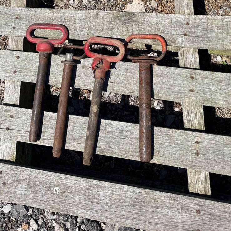 Hitch Pins - Group of 4