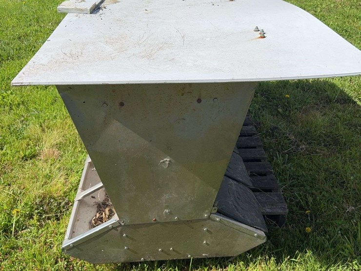 ss-hog-feeder,-66''-image-2