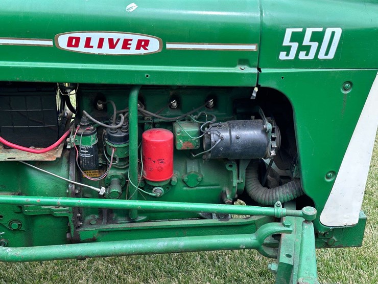 1963-oliver-550-image-7