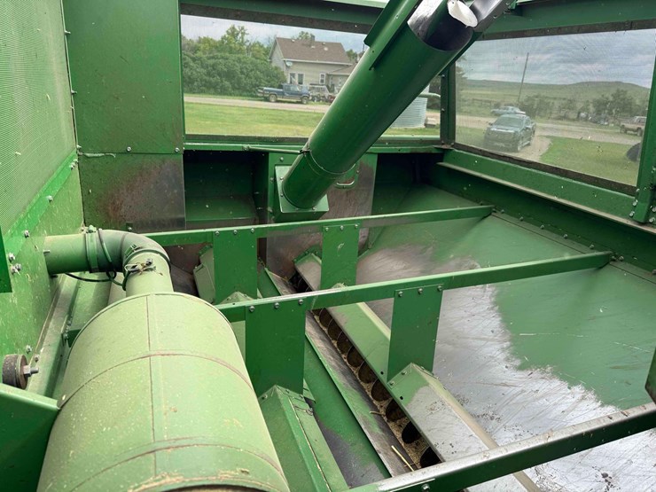 1982-john-deere-7720-image-23