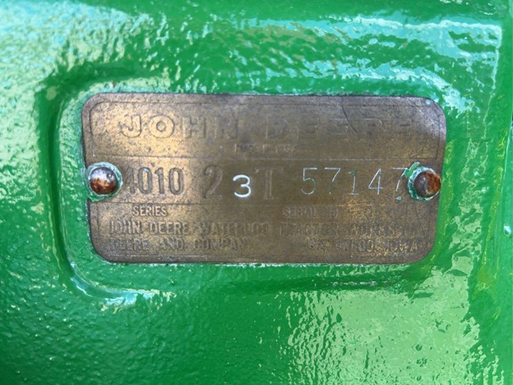 john-deere-4010-image-56