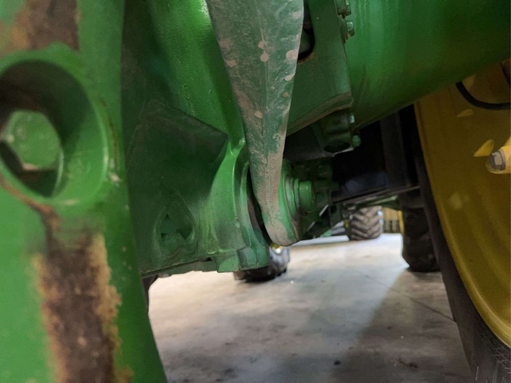 2012-john-deere-7260r-image-90