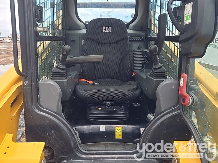 2022-caterpillar-259d3-image-38