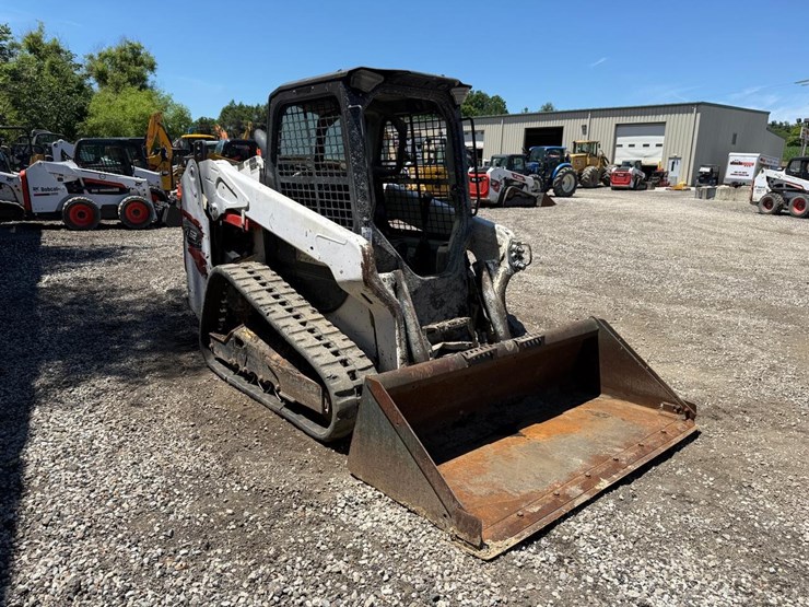 2022-bobcat-t62-image-6