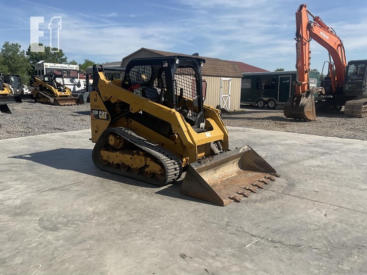 2017-caterpillar-259d-image-6