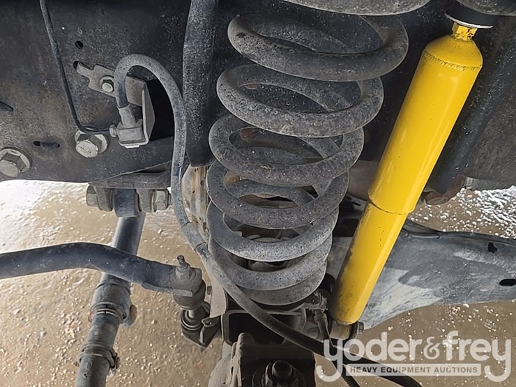 2013-ford-f450-image-16