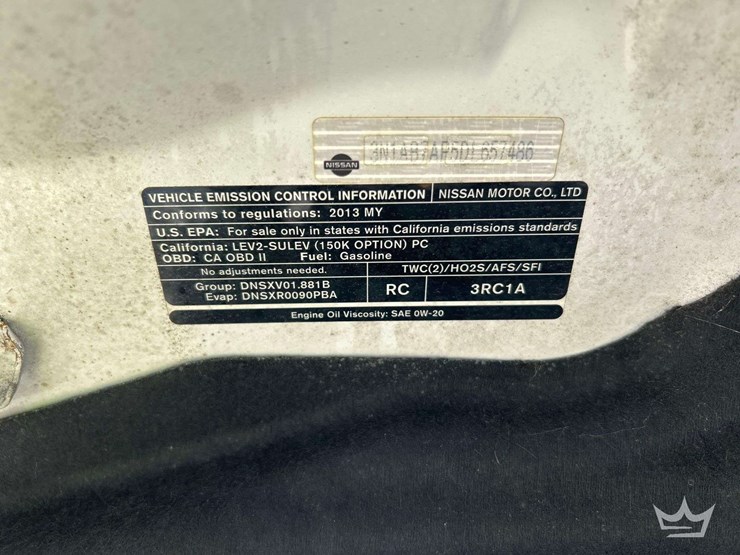 2013-nissan-sentra-sedan-image-10