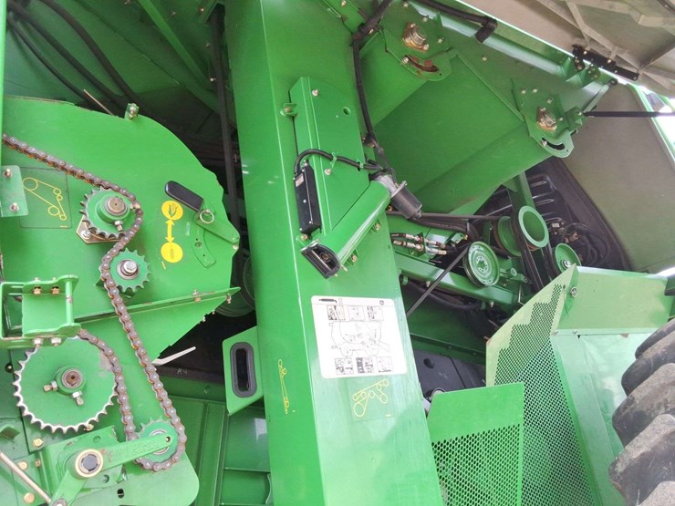 2014-john-deere-s680-image-41