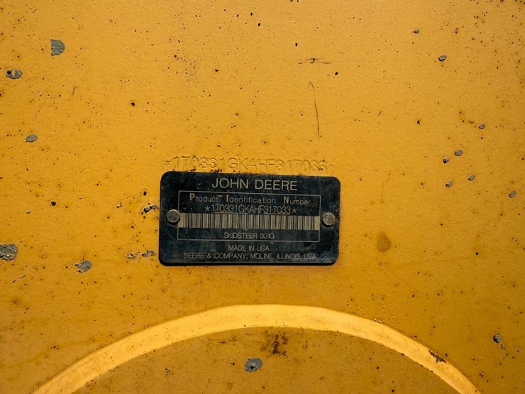 2017-deere-331g-image-24