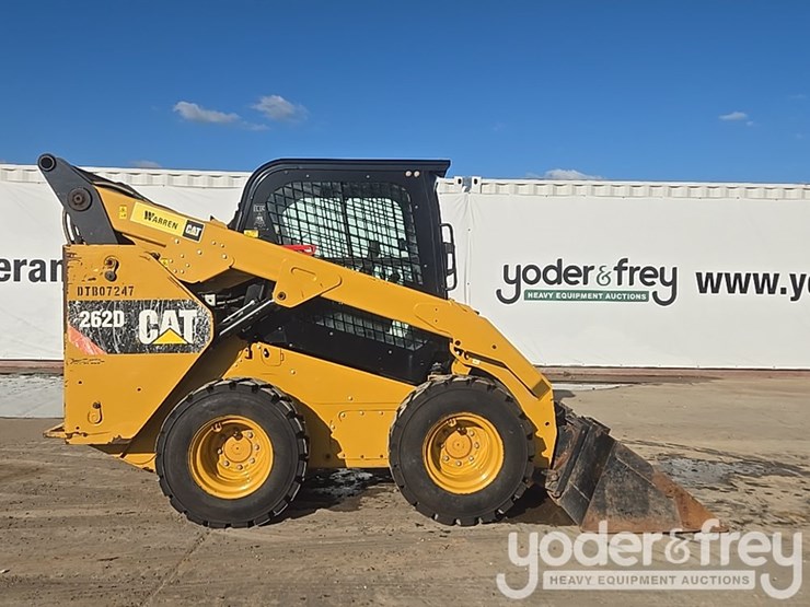 2017-caterpillar-262d-image-6
