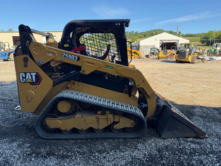 2021-caterpillar-259d3-image-5