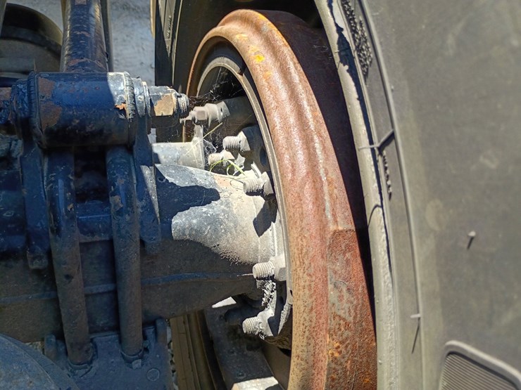 2005-peterbilt-379-image-98