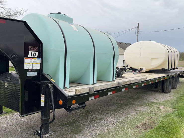 44’-pj-gooseneck-tender-trailer---2-tanks-and-eductor-included.-image-3