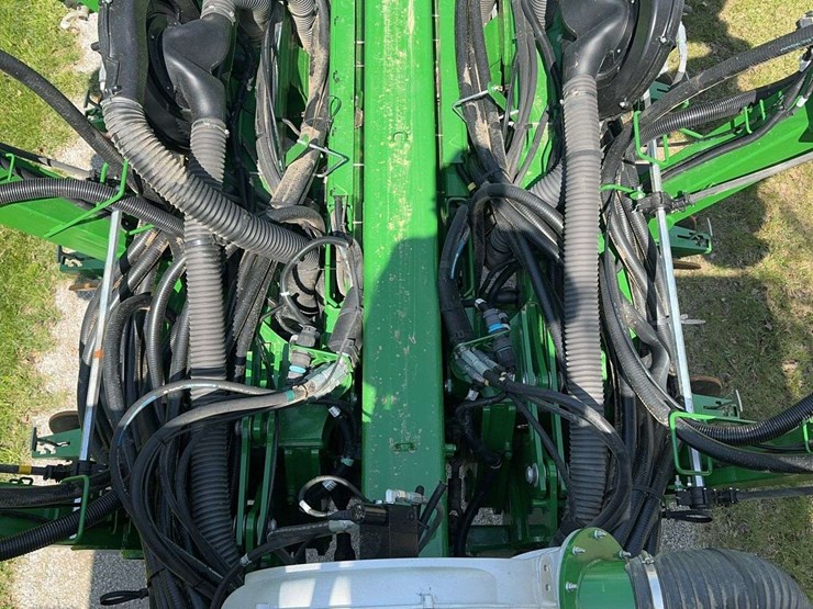 2019-john-deere-1795-image-58