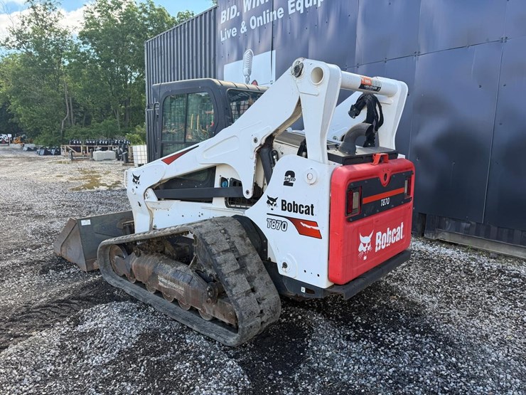 2021-bobcat-t870-image-2