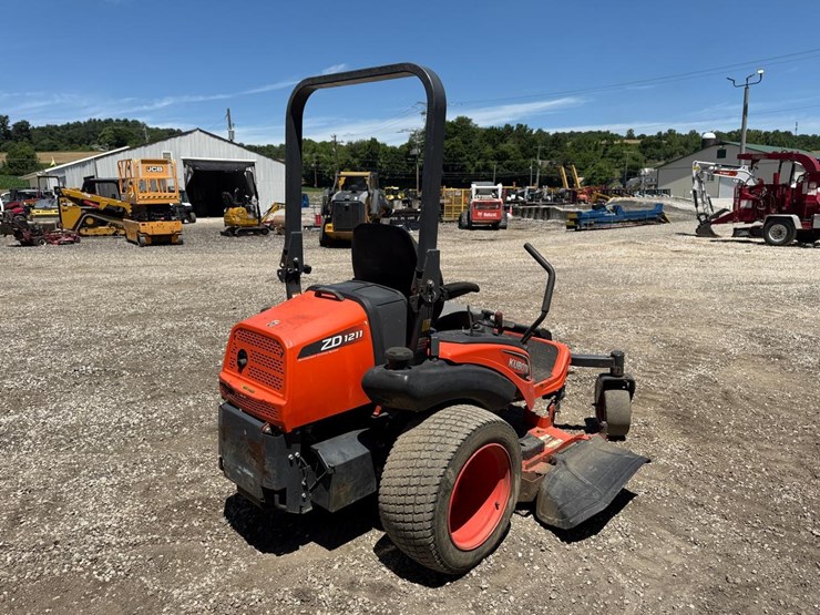 2020-kubota-zd1211-image-4