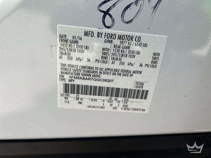 2016-ford-explorer-image-7