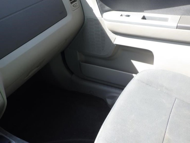 2009-ford-escape-hybrid-image-29