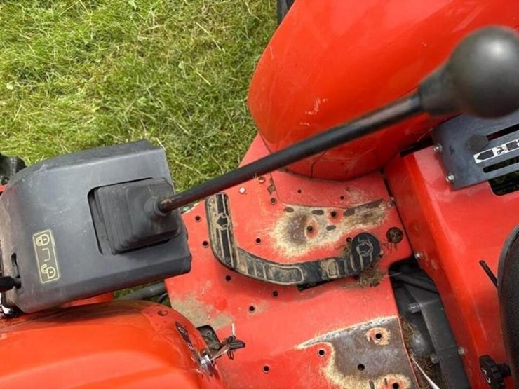kubota-mx5200d-image-12