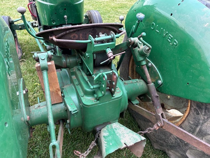 1957-oliver-super-55-image-19