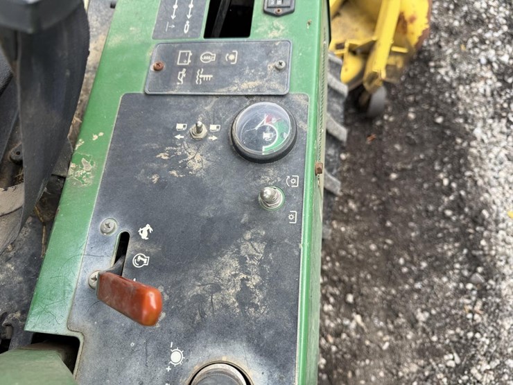 john-deere-f935-image-13