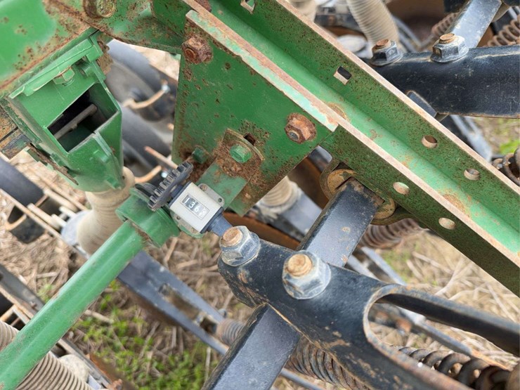 john-deere-8200-image-11