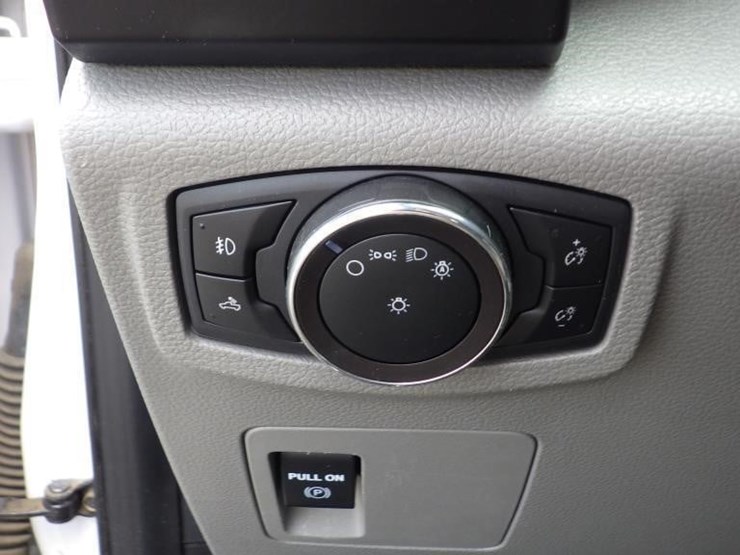 2000-ford-f150-xl-image-22