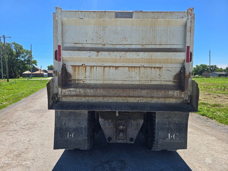 2020-western-star-4900-image-8