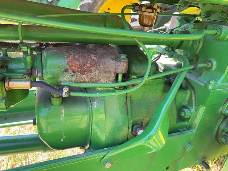 john-deere-b-image-32