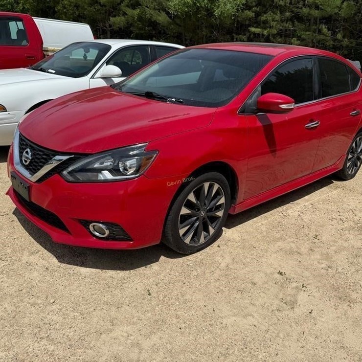 2017 Nissan Sentra SR Turbo Car