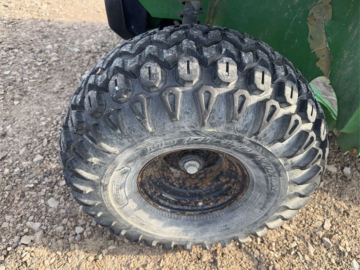 john-deere-gator-image-9
