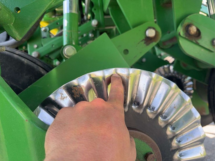 2019-john-deere-1795-image-13