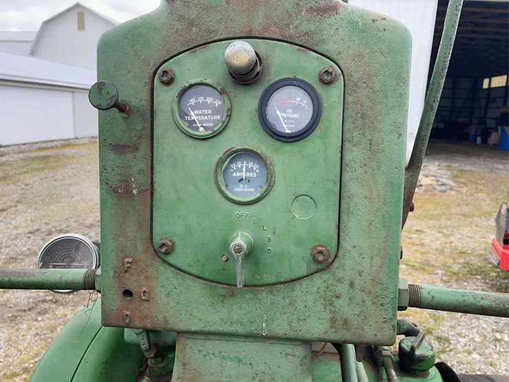 john-deere-60-image-24