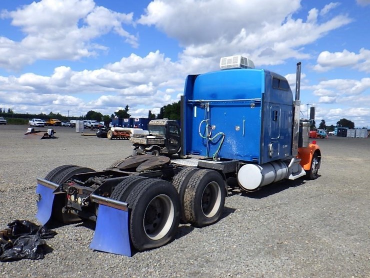 2000-kenworth-w900b-image-4