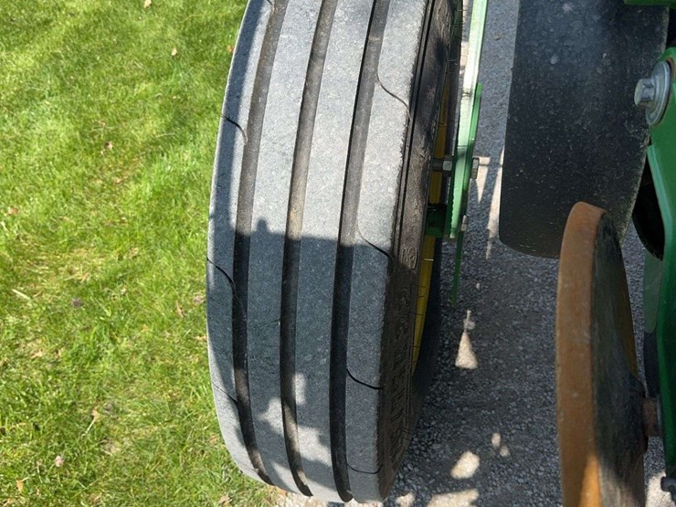 2019-john-deere-1795-image-31