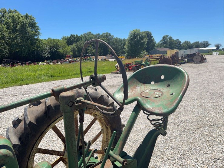 john-deere-b-image-29