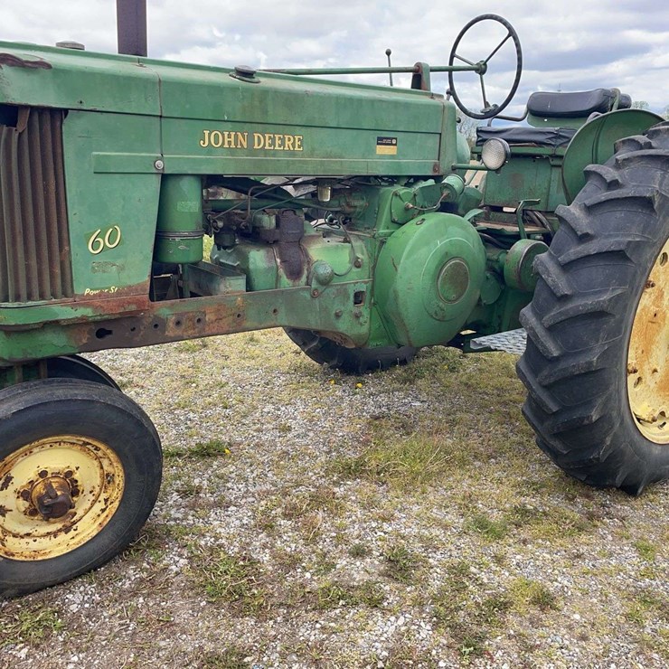 JOHN DEERE 60