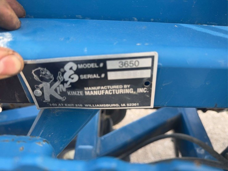 kinze-3650-image-48