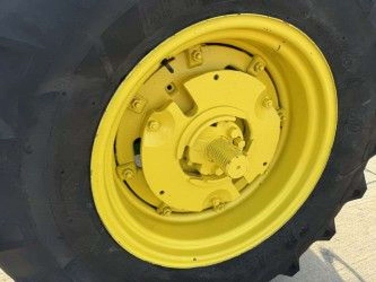 1955-john-deere-70-image-11