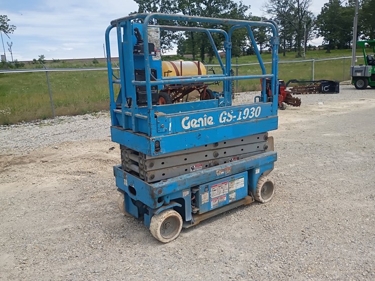 genie-gs1930-image-4