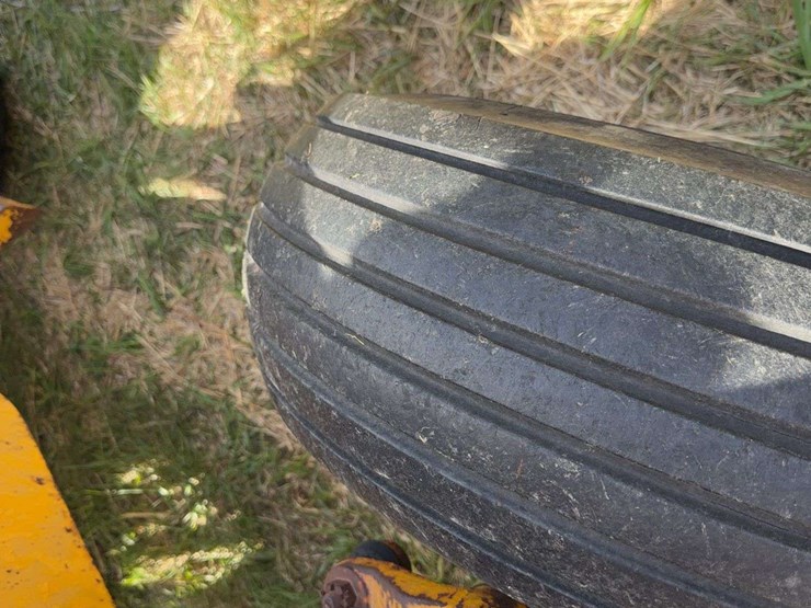 john-deere-400-image-10