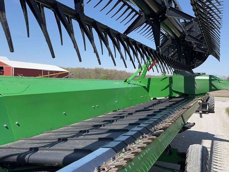 2018-john-deere-635fd-image-35