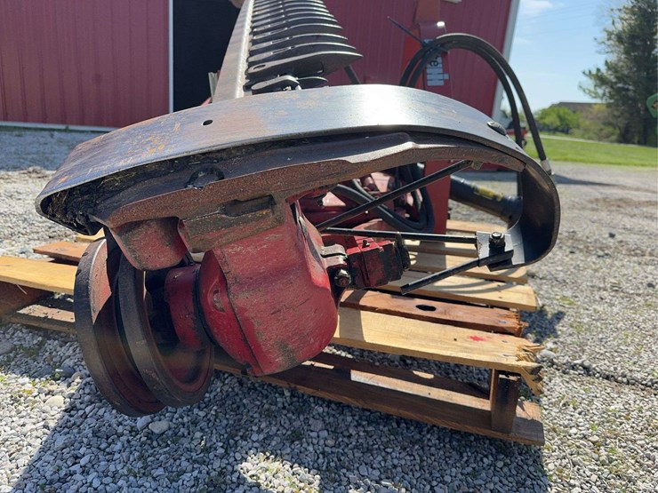 case-ih-1300-image-22